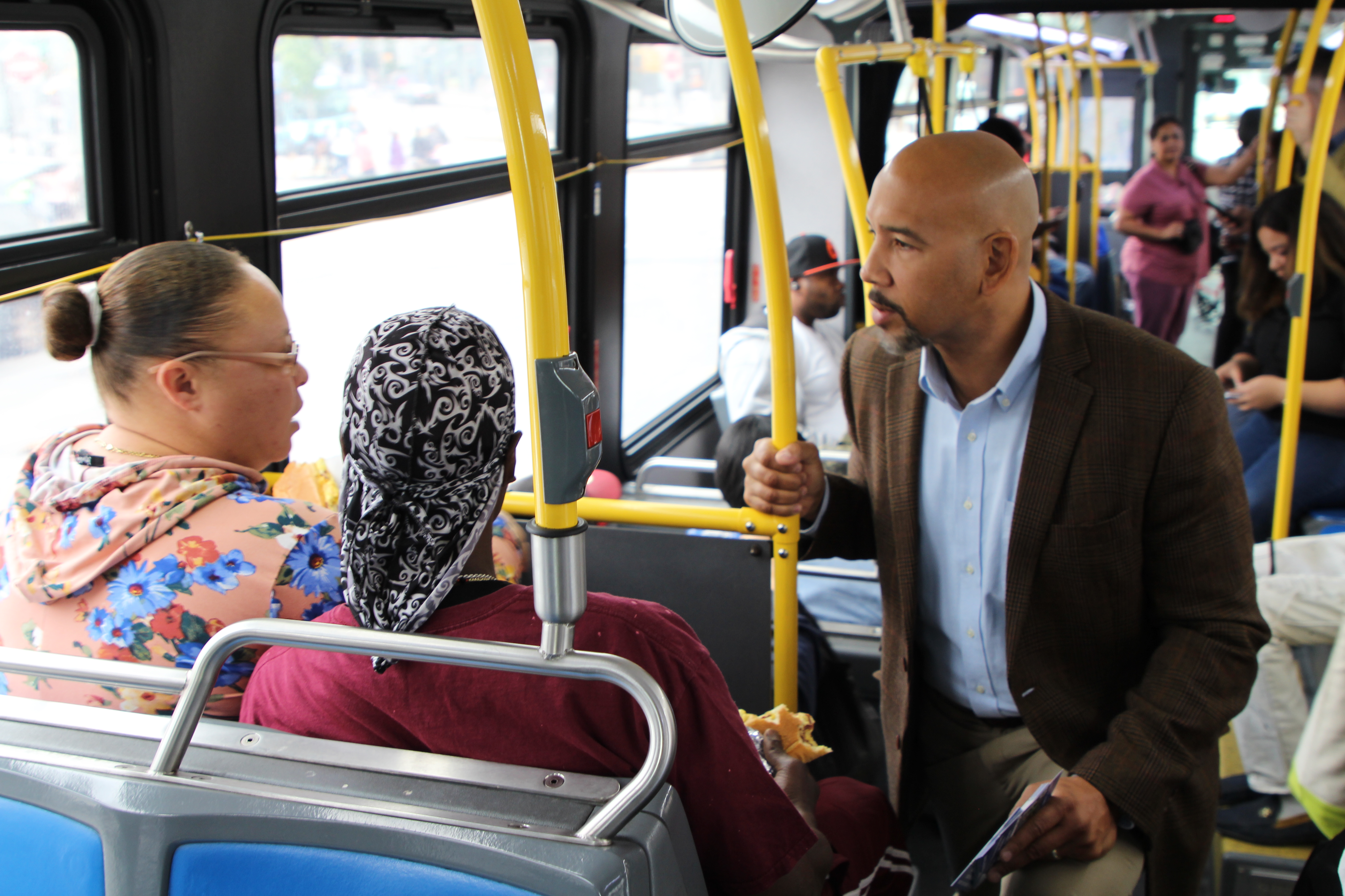 Bp Diaz Talks Bronx Bus Plan On The Bx19 The Office Of The Bronx Borough President Ruben Diaz Jr